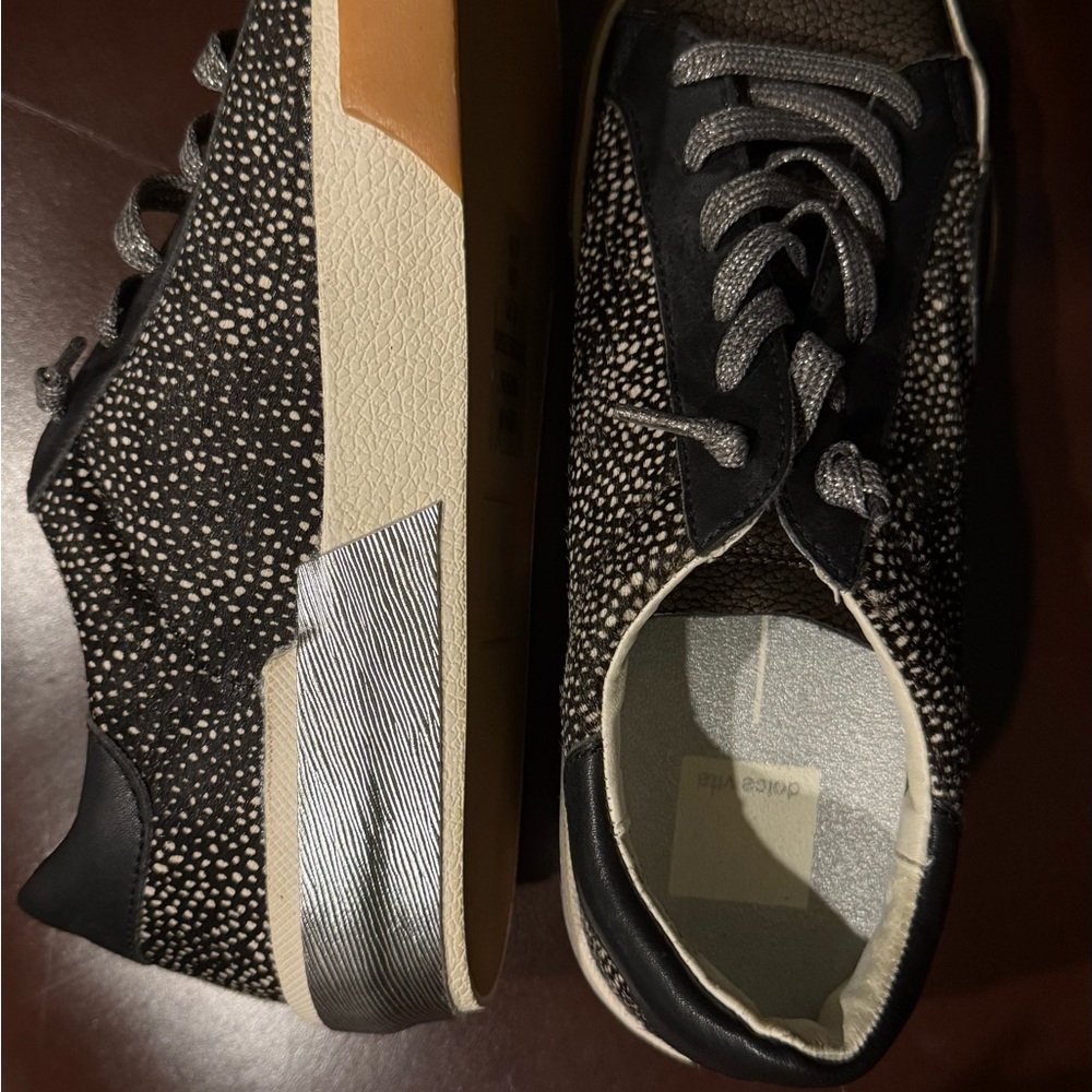 Dolce Vita Black and White Women's Sneakers - Picture 2 of 4